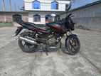 Bajaj Pulsar 150 . 2017