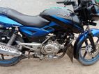 Bajaj Pulsar 150 . 2017