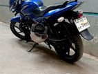 Bajaj Pulsar 150 . 2017