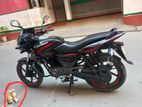 Bajaj Pulsar 150 . 2017