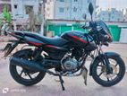 Bajaj Pulsar 150 . 2017