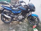 Bajaj Pulsar 150 . 2017