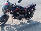 Bajaj Pulsar 150 . 2017