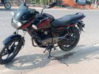 Bajaj Pulsar 150 . 2017