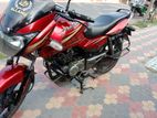 Bajaj Pulsar 150 . 2017