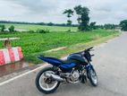 Bajaj Pulsar 150 . 2018