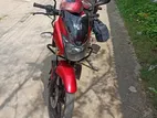 Bajaj Pulsar 150 . 2017
