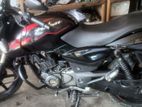 Bajaj Pulsar 150 . 2019