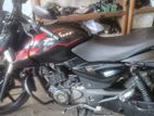 Bajaj Pulsar 150 . 2019