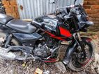 Bajaj Pulsar 150 . 2019