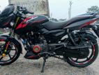Bajaj Pulsar 150 . 2020