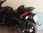 Bajaj Pulsar 150 . 2022
