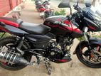 Bajaj Pulsar 150 . 2022