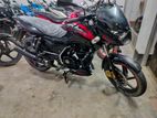 Bajaj Pulsar 150 . 2022