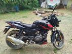Bajaj Pulsar 150 . 2022