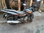 Bajaj Pulsar 150 . 2022