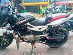 Bajaj Pulsar 150 . 2013