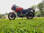 Bajaj Pulsar 150 . 2017