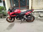 Bajaj Pulsar 150 . 2017