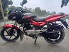 Bajaj Pulsar 150 . 2016