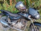 Bajaj Pulsar 150 . 2013