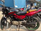 Bajaj Pulsar 150 . 2011
