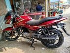 Bajaj Pulsar 150 . 2017