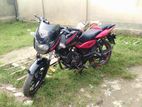 Bajaj Pulsar 150 . 2011