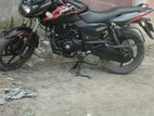 Bajaj Pulsar 150 . 2015