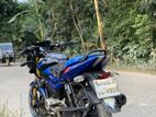 Bajaj Pulsar 150 . 2016