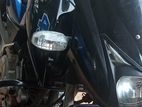 Bajaj Pulsar 150 . 2015