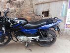 Bajaj Pulsar 150 . 2018