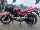 Bajaj Pulsar 150 . 2016