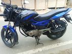 Bajaj Pulsar 150 . 2016