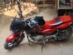 Bajaj Pulsar 150 Looking good 2015