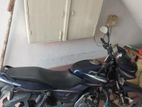 Bajaj Pulsar 150 . 2017