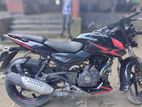 Bajaj Pulsar 150 . 2020