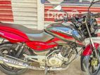 Bajaj Pulsar 150 . 2016