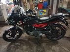 Bajaj Pulsar 150 . 2018