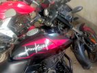 Bajaj Pulsar 150 . 2022