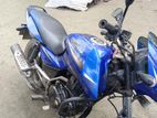 Bajaj Pulsar 150 . 2007