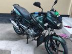 Bajaj Pulsar 150 . 2017