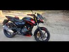 Bajaj Pulsar 150 . 2022