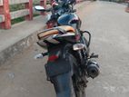 Bajaj Pulsar 150 . 2016