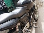 Bajaj Pulsar 150 . 2006