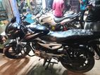 Bajaj Pulsar 150 . 2015