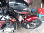 Bajaj Pulsar 150 . 2016
