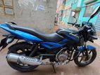 Bajaj Pulsar 150 . 2015