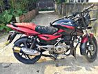 Bajaj Pulsar 150 . 2016