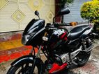 Bajaj Pulsar 150 . 2016